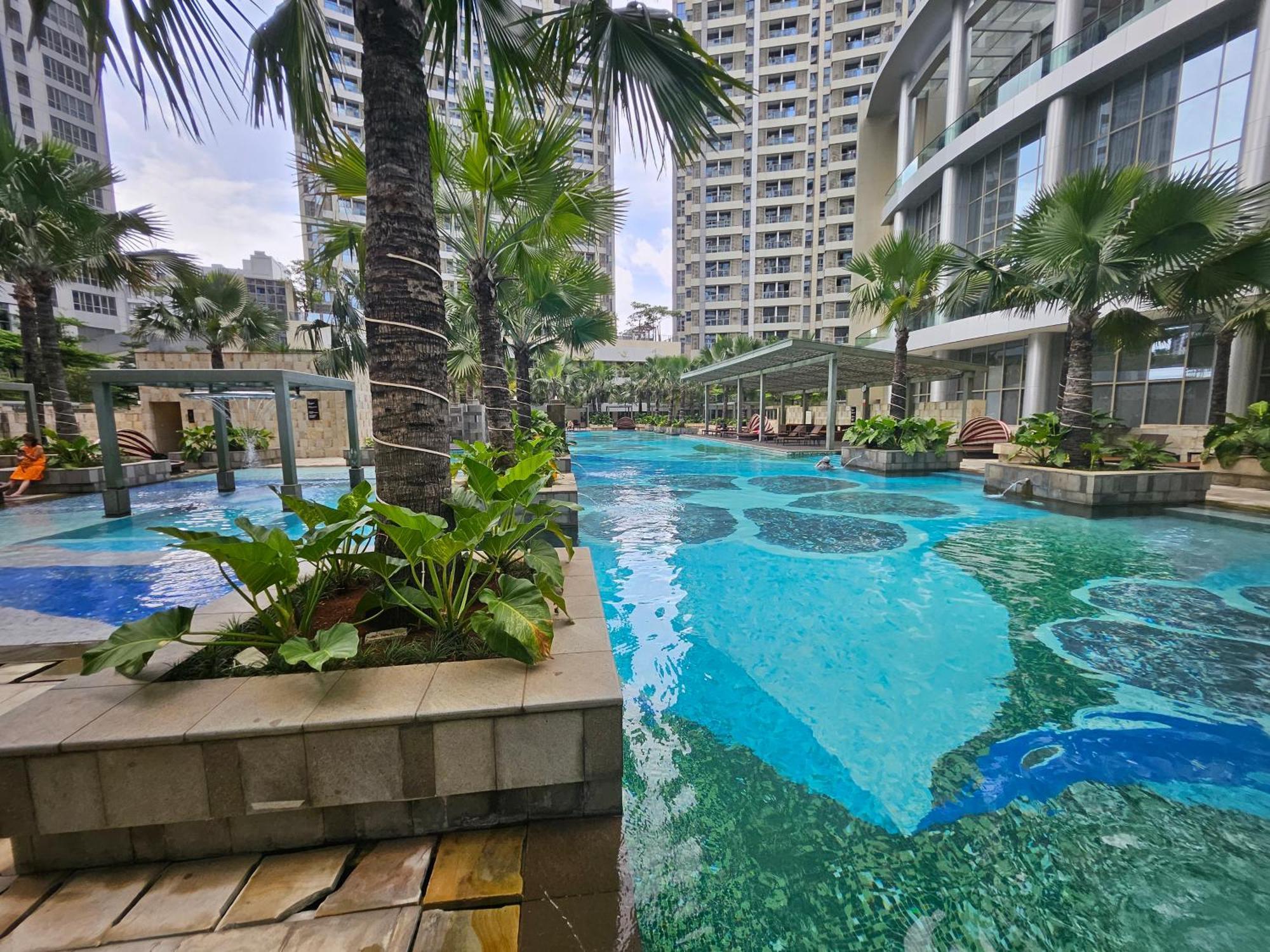 3Br Flat In Taman Anggrek Residence Джакарта Экстерьер фото